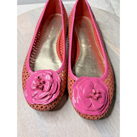 Anne Klein Pink Perforated Ballet Flats with Flower Accent Women’s Size 8.5 - Picture 3 of 9